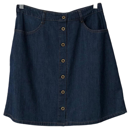 Denim skirt with button details