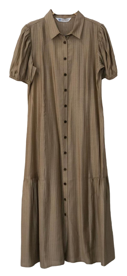 Brown dress with puff sleeves