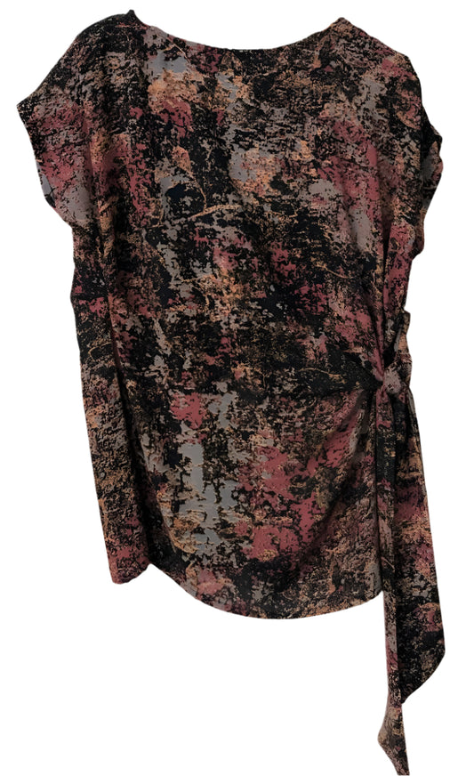 Floral patterned top