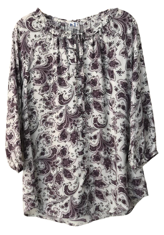 Floral patterned blouse