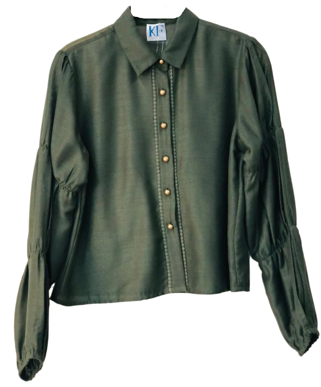 Green shirt with long sleeves