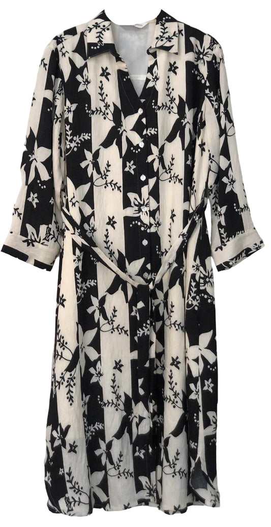 Black and white floral patterned robe