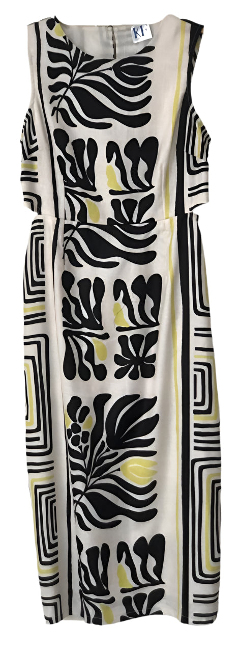 Long dress with black and white abstract pattern