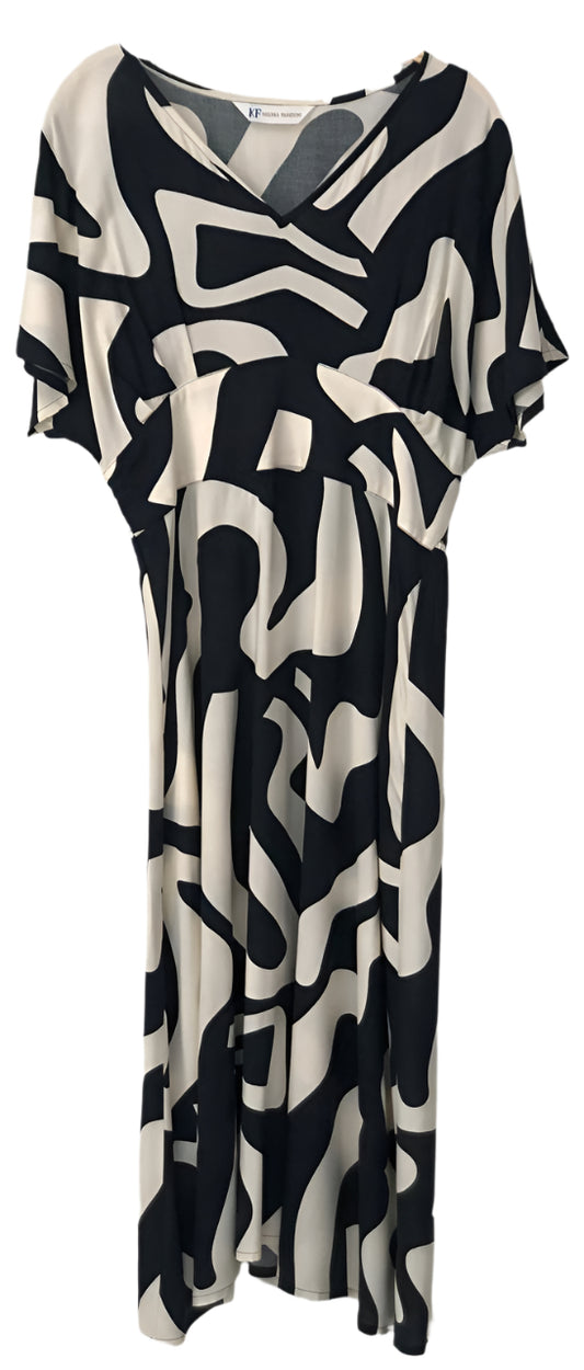 Black and white abstract patterned dress