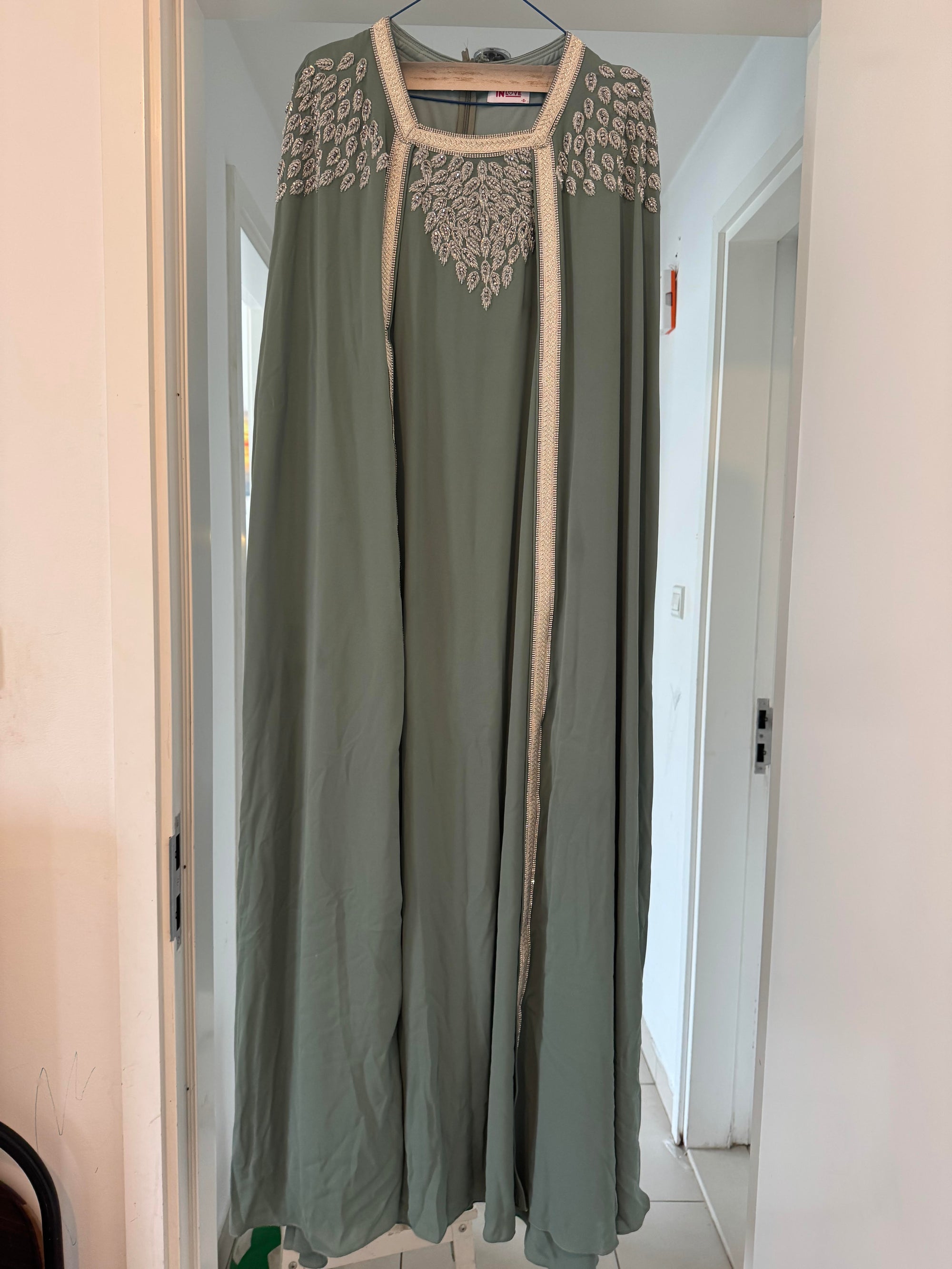 ARABIC DRESS